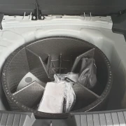 Dacia Duster III  Ladeboden