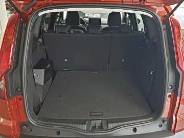 Dacia Jogger (7-Sitzer) Ladeboden