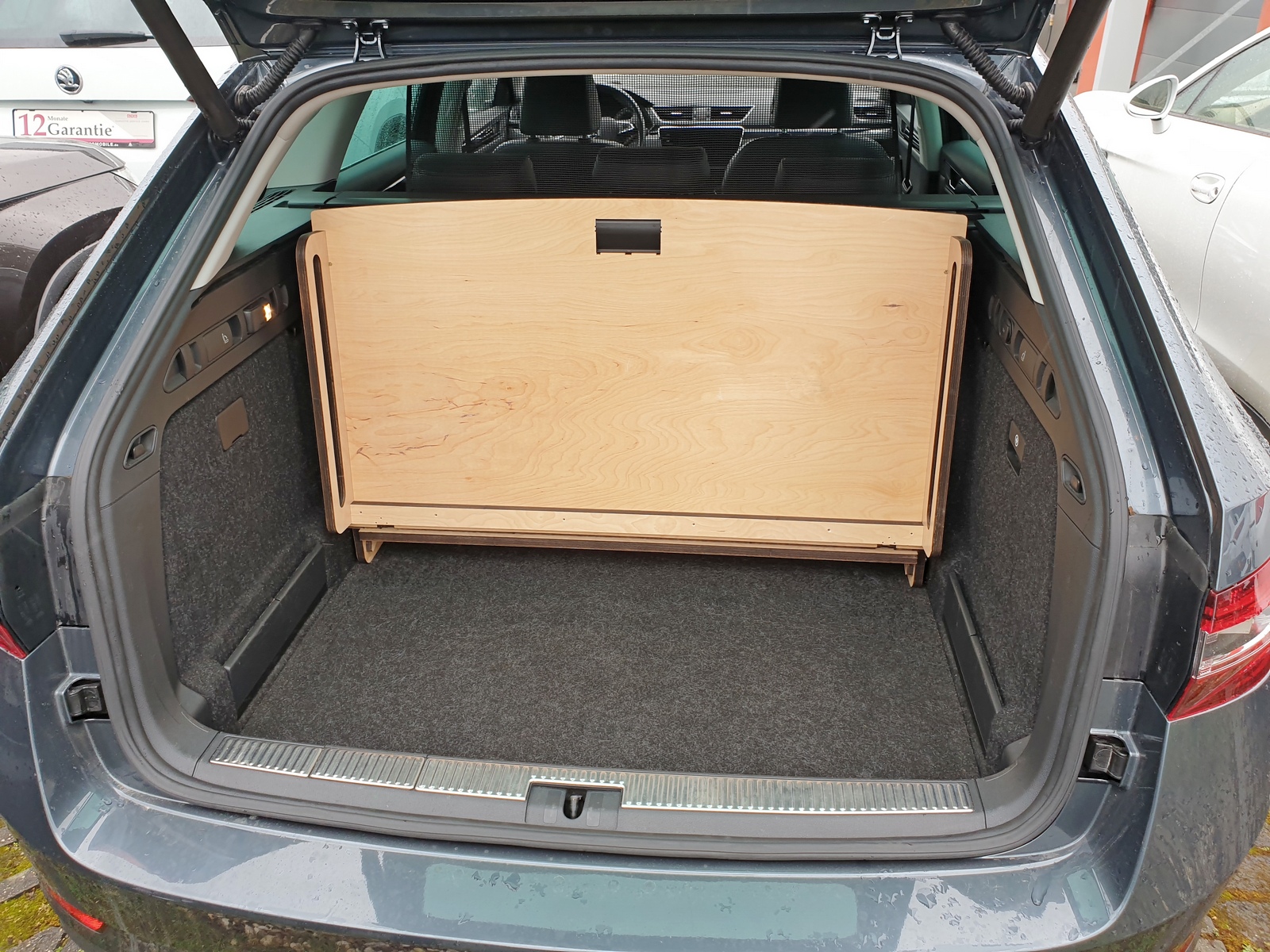 Skoda Superb III Ladeboden
