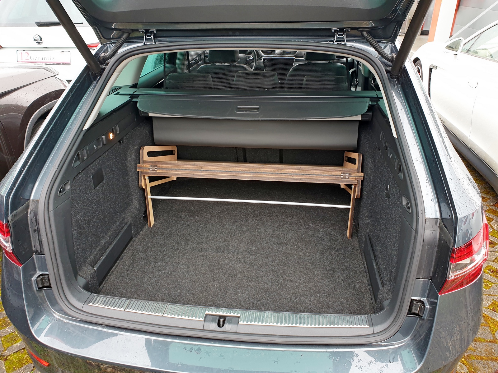 Skoda Superb III Ladeboden