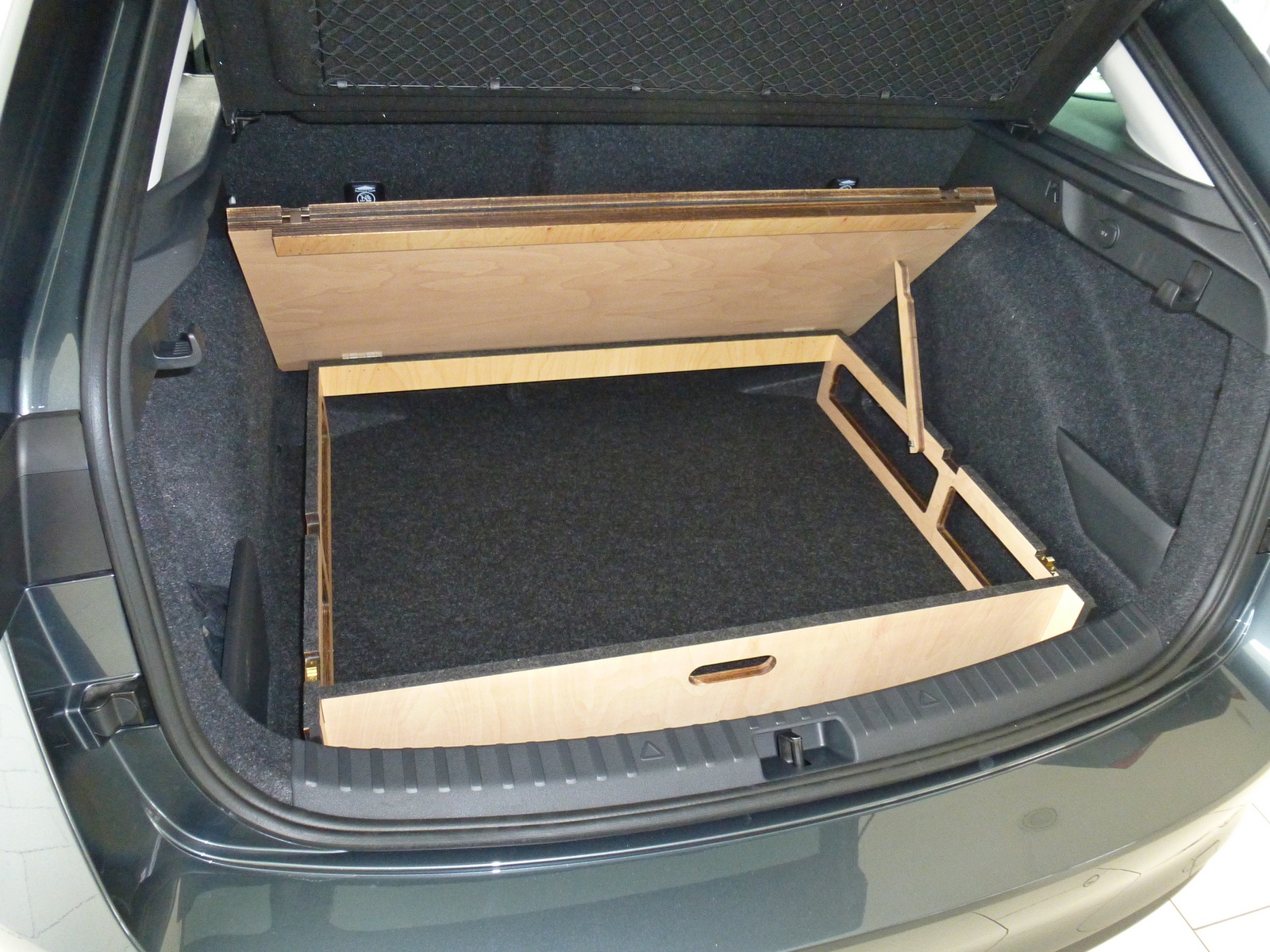 Skoda Scala Ladeboden