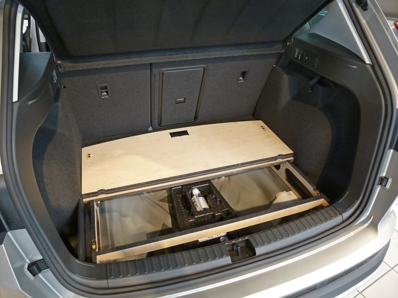 Cupra Ateca Ladeboden - Standard Version