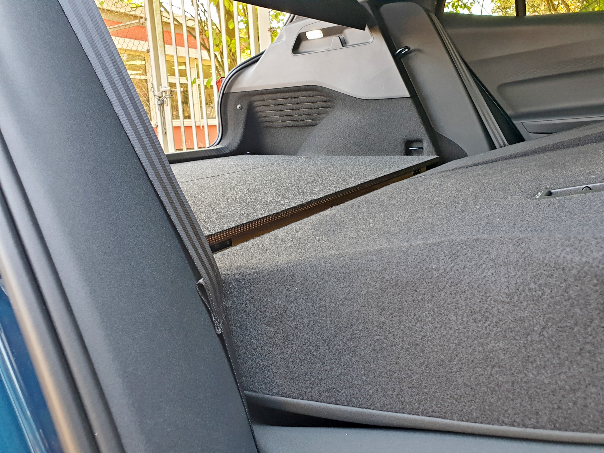 Cupra Born Ladeboden