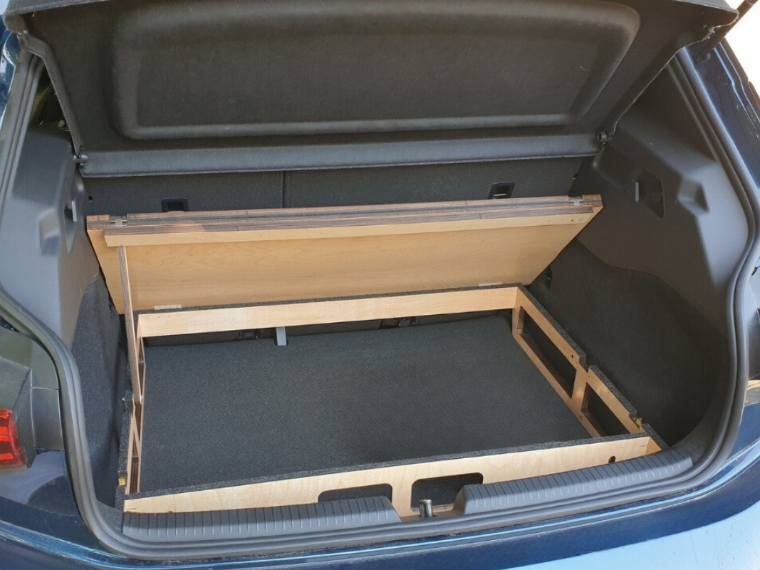 Cupra Born Ladeboden