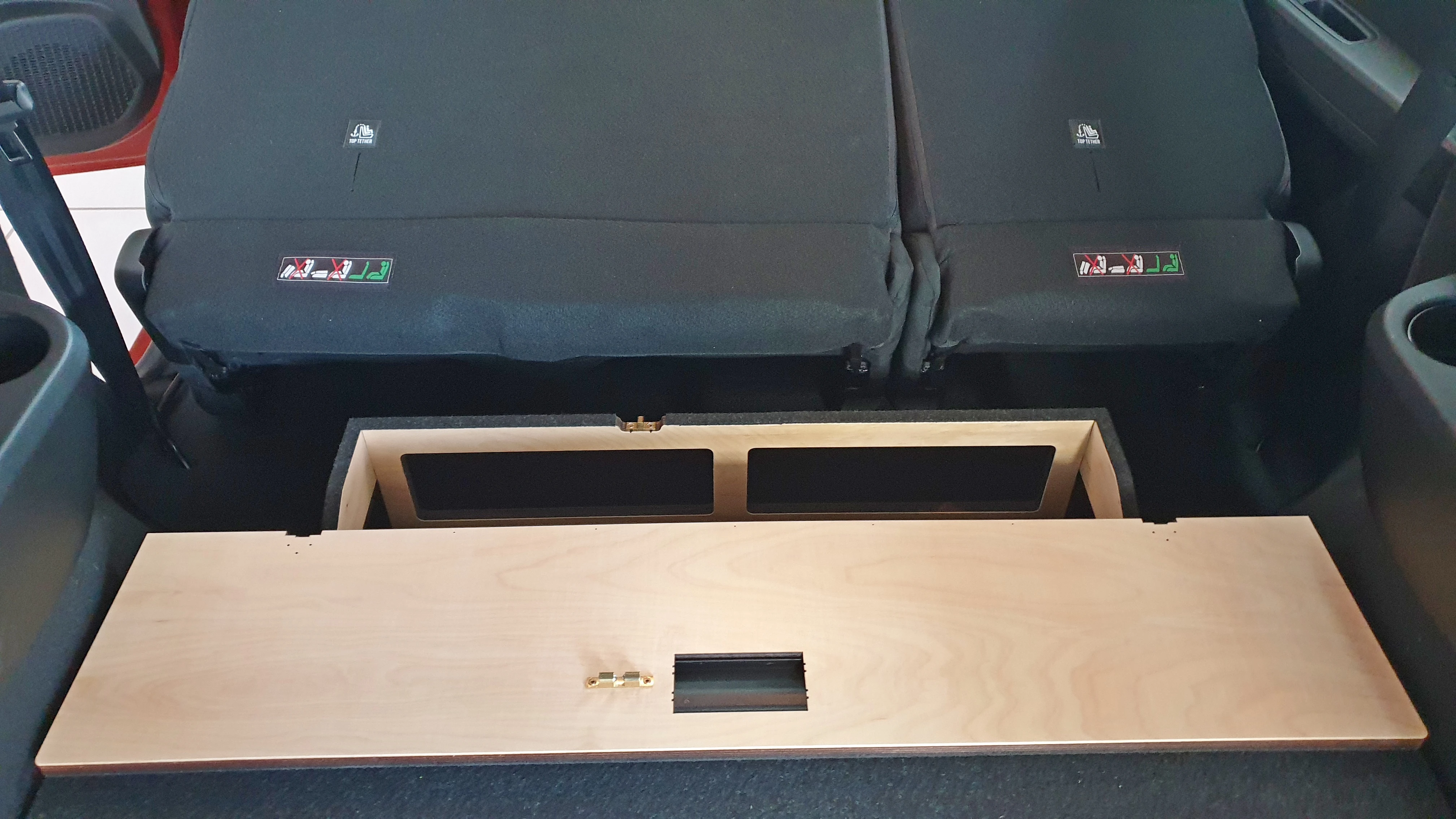 Dacia Jogger (7-Sitzer) Ladeboden