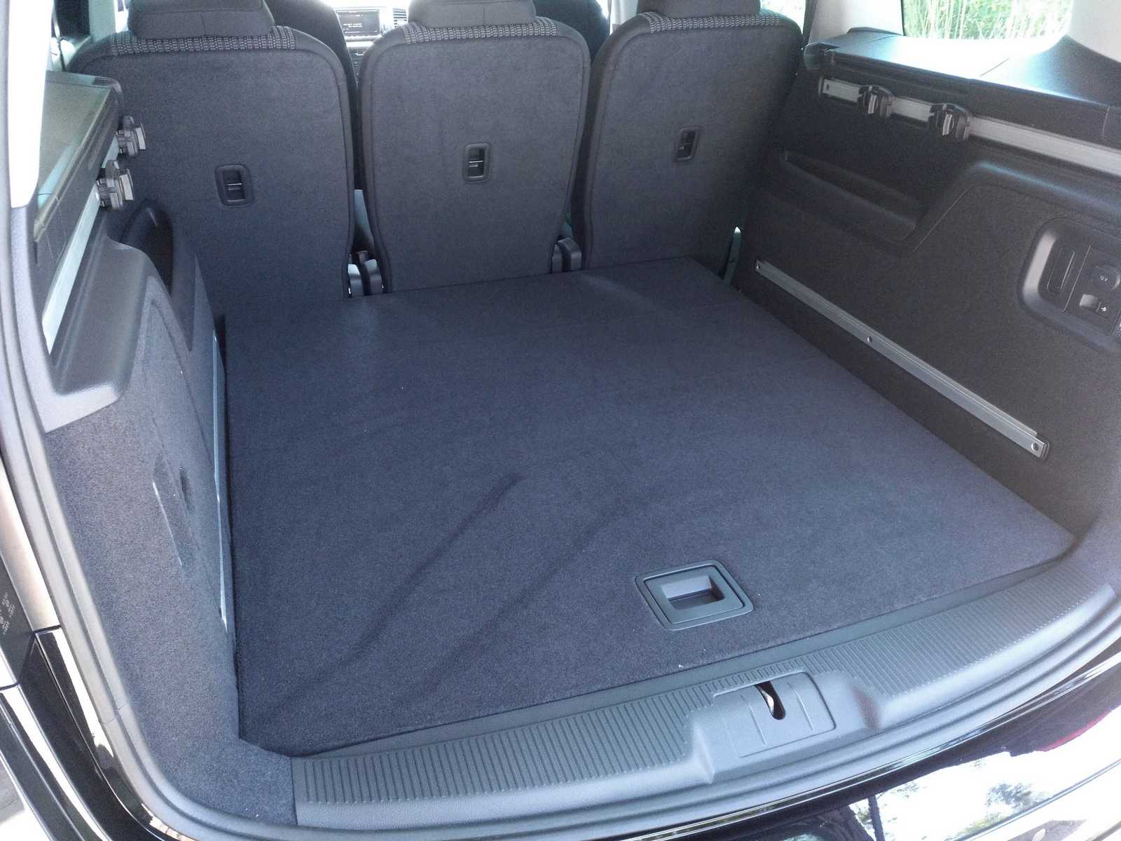 Seat Alhambra Ladebodengestell