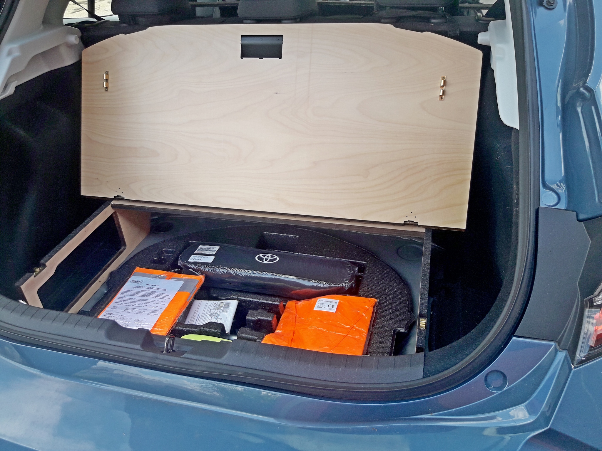 Toyota Corolla Ladeboden