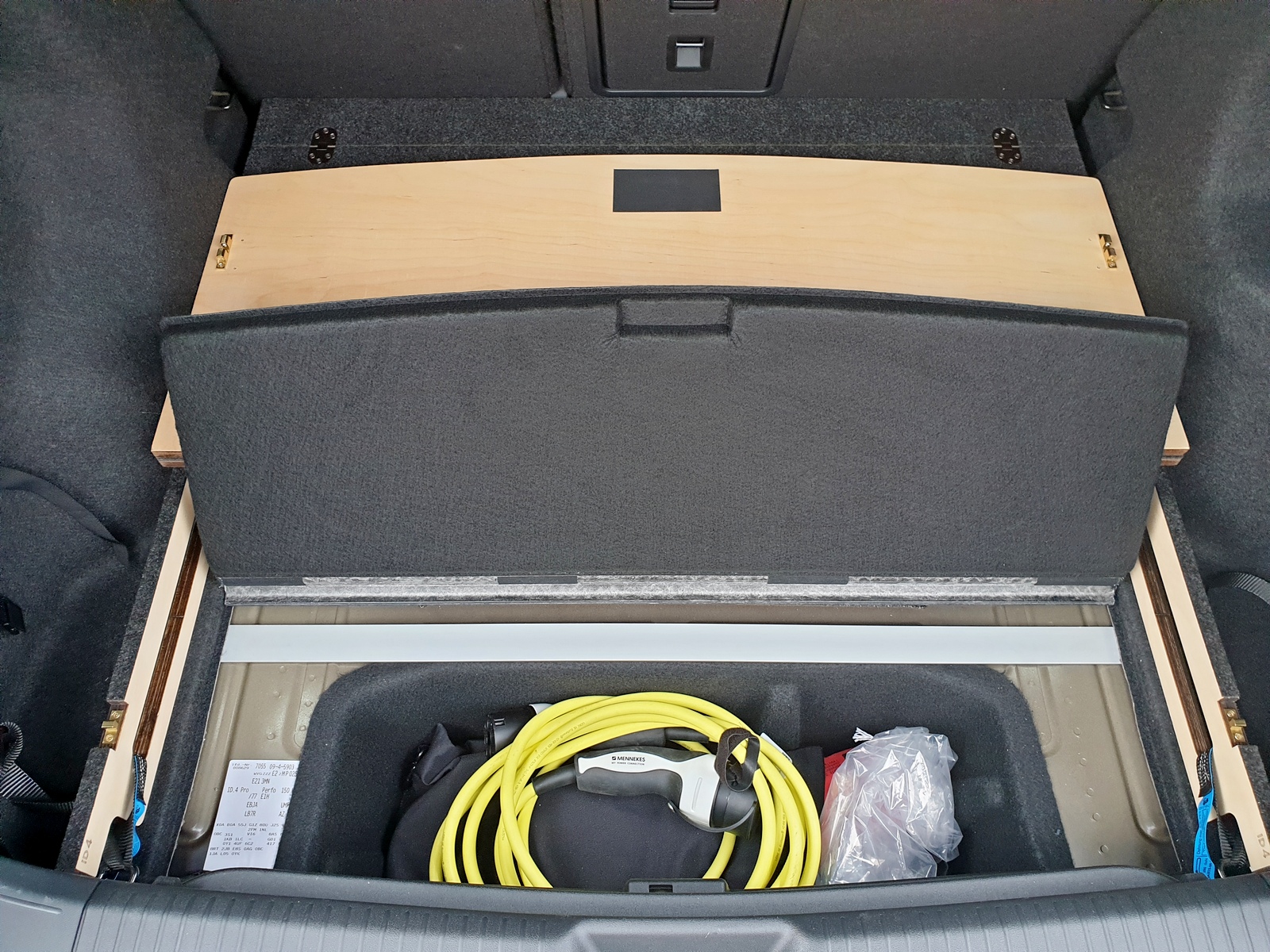 VW ID.4 Ladeboden