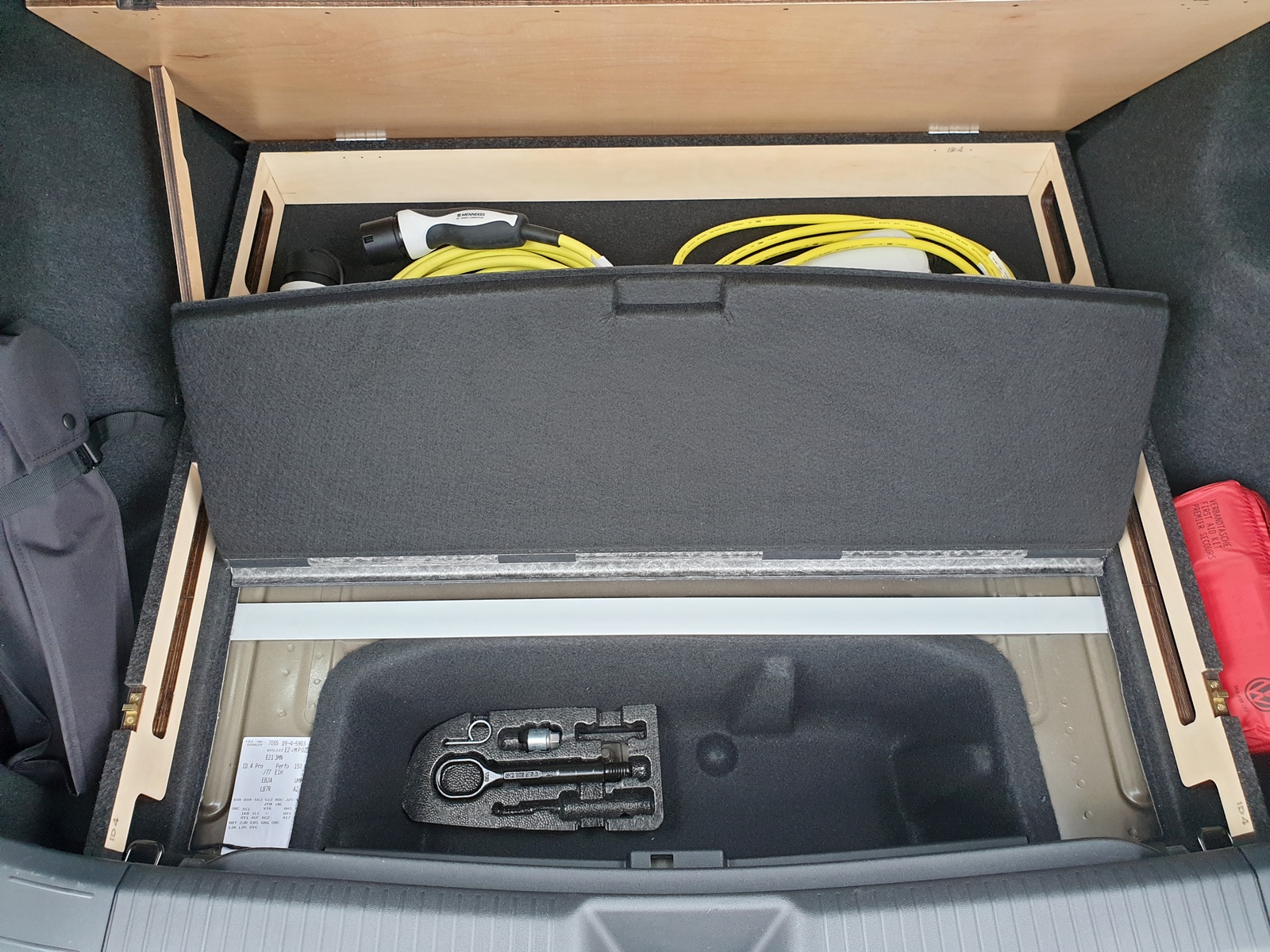 VW ID.4 Ladeboden