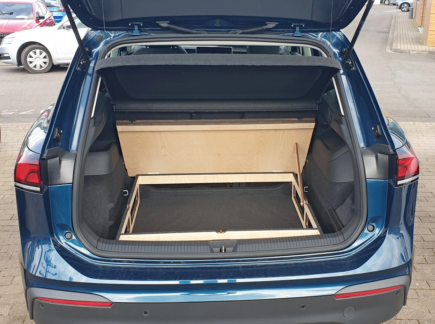 VW Tiguan III Standard-Ladeboden