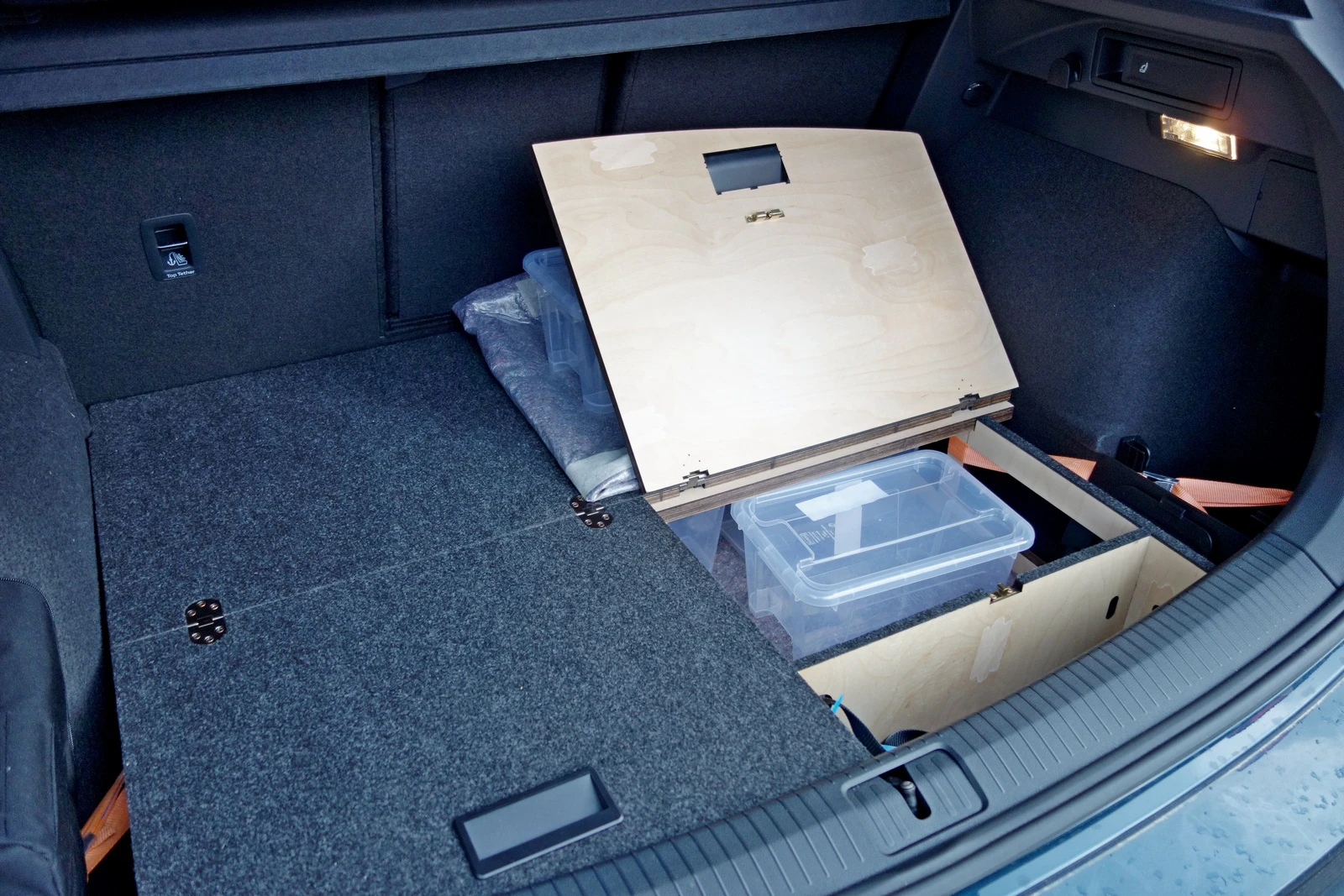 VW Tiguan III Standard-Ladeboden